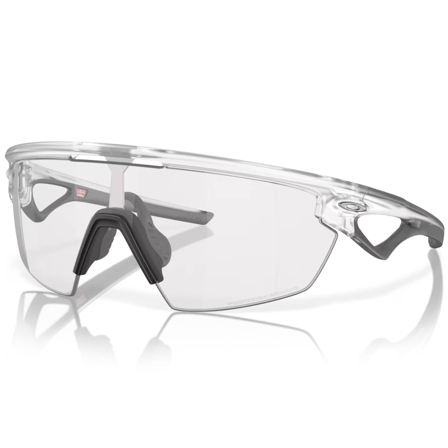 Oakley Sphaera™, Clear to Black Iridium Photochromic/Matte Clear