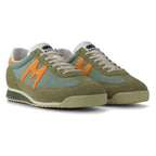 Karhu Mestari, Cedar/Bright Marigold