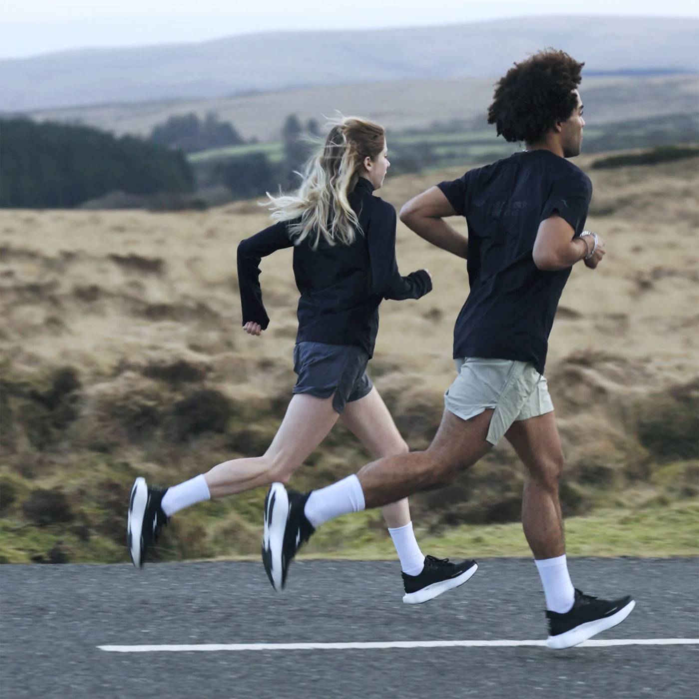 Hylo Athletics Hylo Impact Running Shoes, Black/White