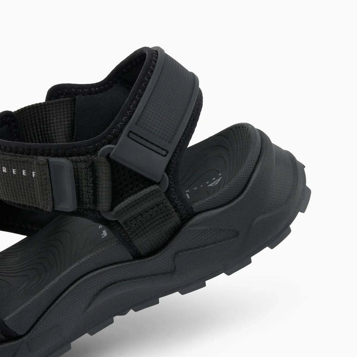 Reef Cross-Shore Sandals, Black